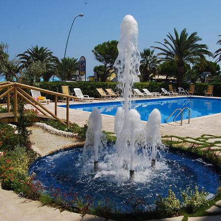 Hotel Costa Verde Tortoreto Esterno foto