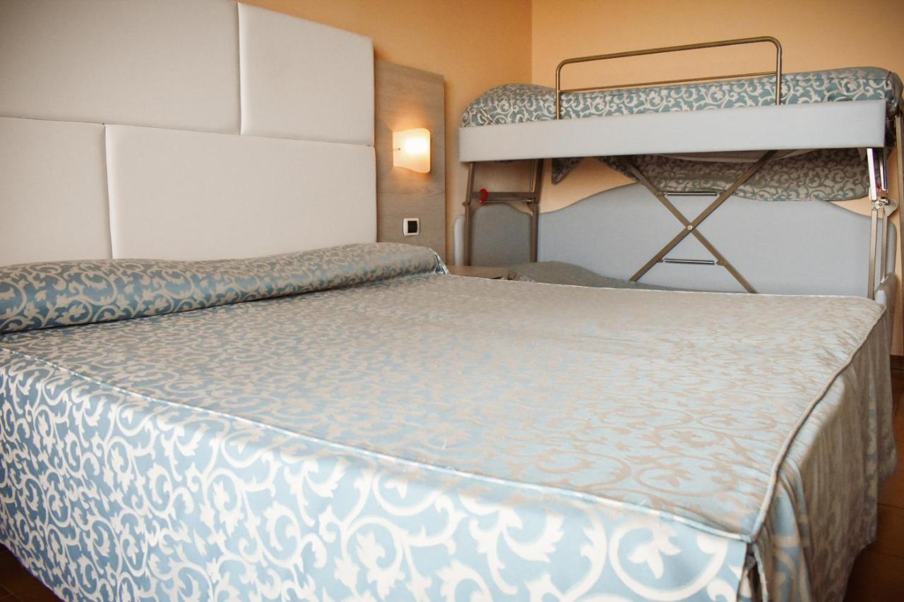 Hotel Costa Verde Tortoreto Esterno foto