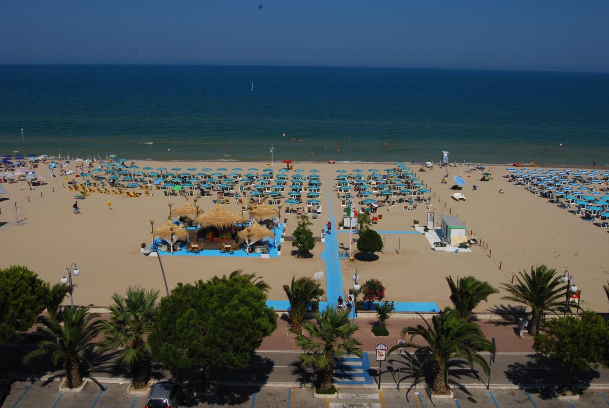 Hotel Costa Verde Tortoreto Esterno foto